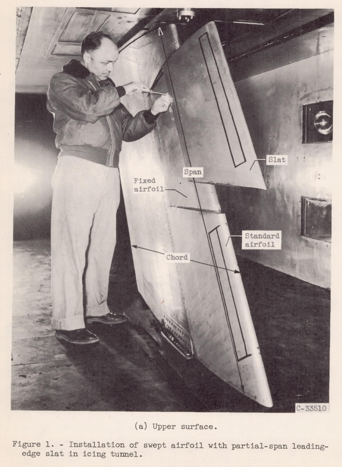 Figure 1. Installation of swept airfoil with partial-span leading-
edge slat in icing tunnel.